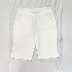 Soft Surroundings Pull On White Shorts